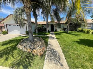1264 W Pleasant Ave, Tulare, CA 93274
