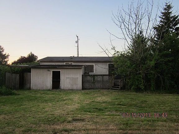3rd image of 132 2nd Ave S