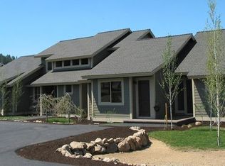 5666 Autumn Gold Dr, Klamath Falls, OR 97601