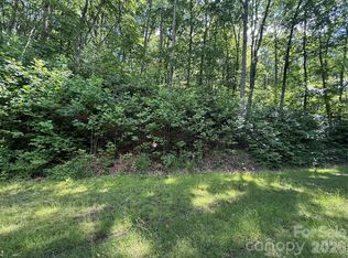 999 Hawks Nest Dr #86, Burnsville, NC 28714