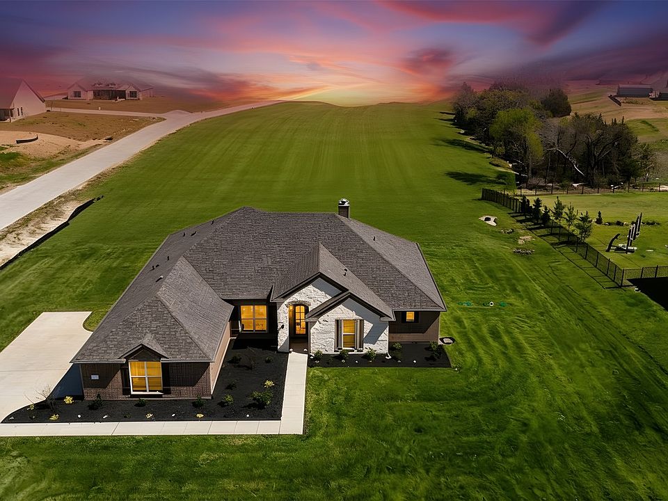 1st image of 736 Majors Rd