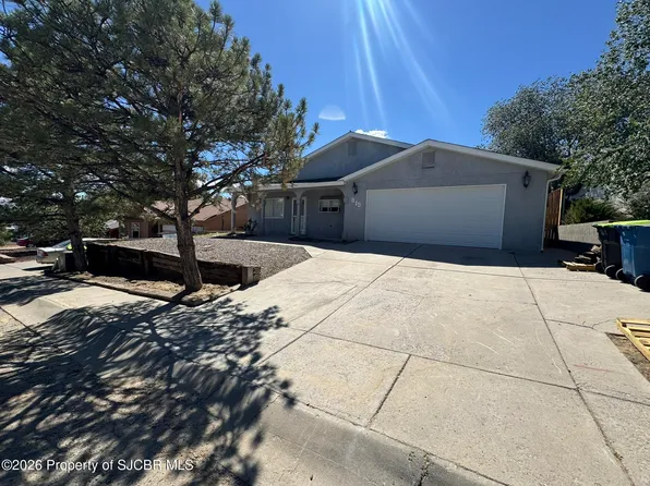 815 Saguaro St, Bloomfield, NM 87413