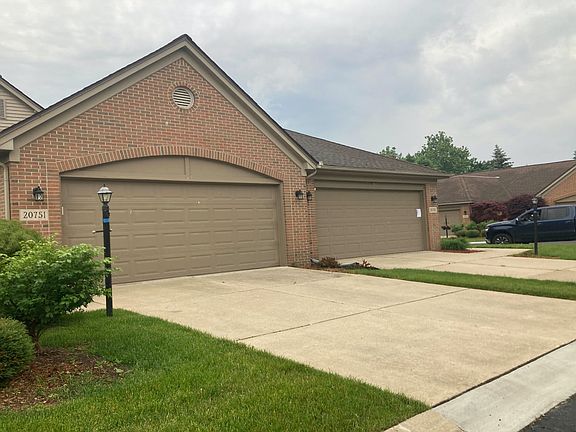 3rd image of 20765 Inverness Ln