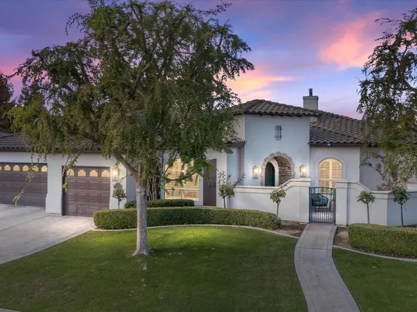 10402 Gainsborough Ct, Bakersfield, CA 93312