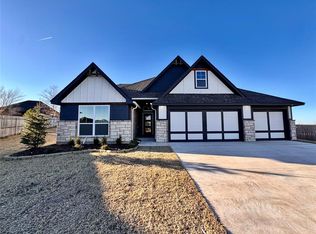 10156 NW 100th St, Yukon, OK 73099