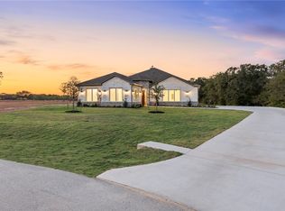 5600 Mill Water Ct, Bryan, TX 77808