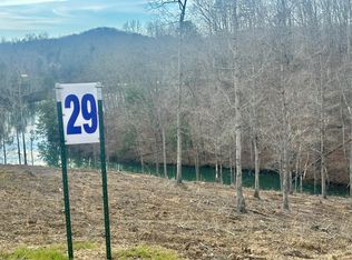 29 Sleepy Hollow Rd, East Bernstadt, KY