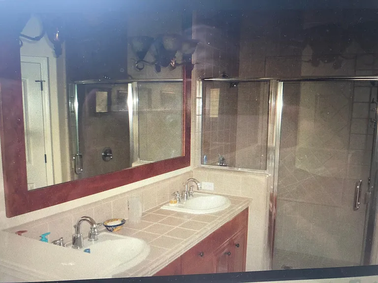 15 Veneto Cir — Photo 5