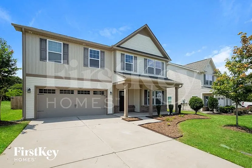 4 bed, 2.5 bath, 3059 sqft, $2,830 — Photo 2