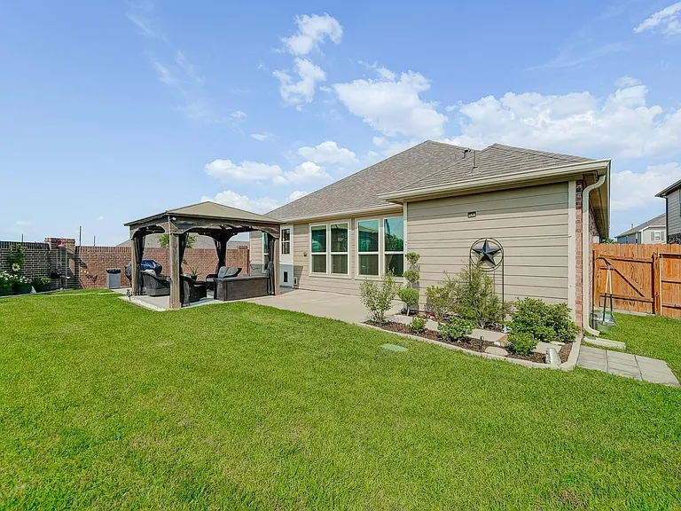 1502 Wheatley Hill Ln — Photo 24