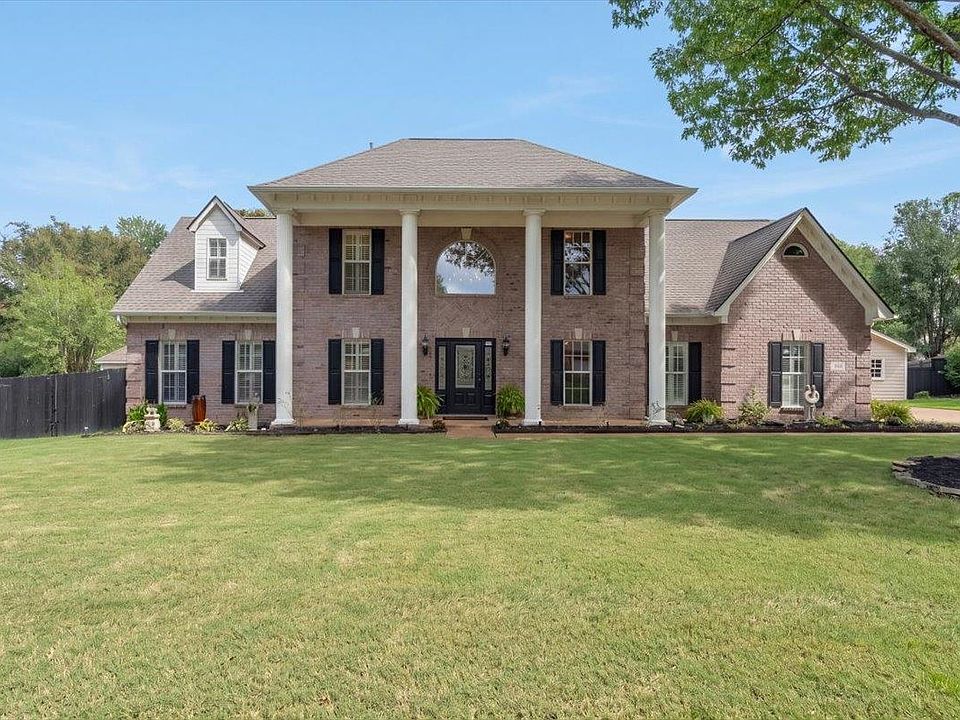 1st image of 106 Mindy Cir