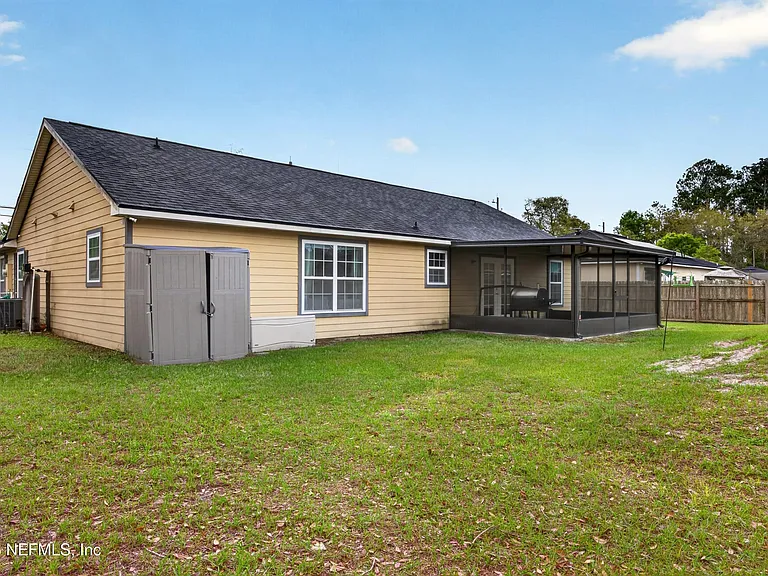 940 State Road 13 N — Photo 36