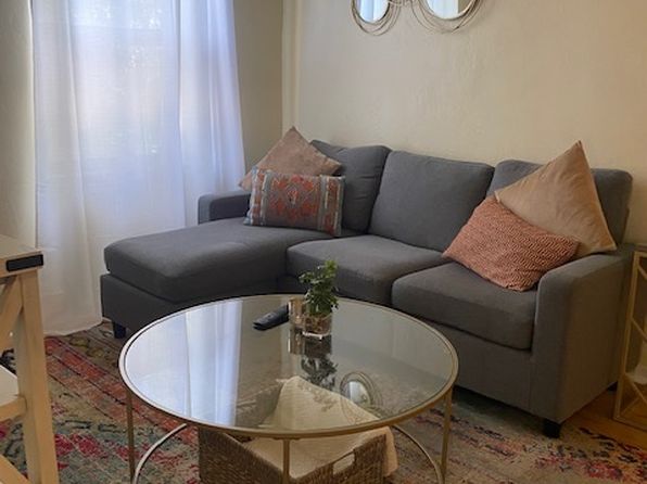 2001 Gold Ave SE APT 17