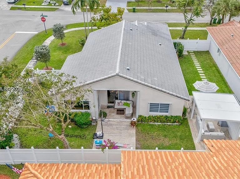 17851 NW 19th St — Photo 16