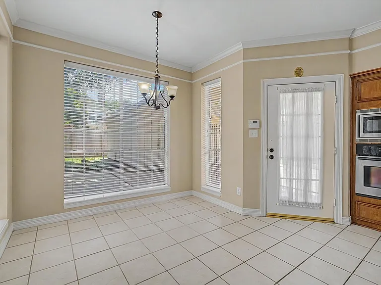 4303 Hillswick Ct — Photo 18