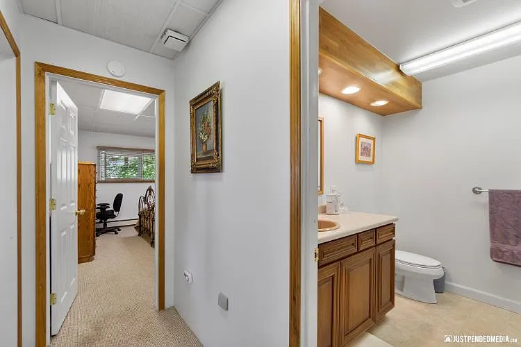 9531 Hillside Dr — Photo 10