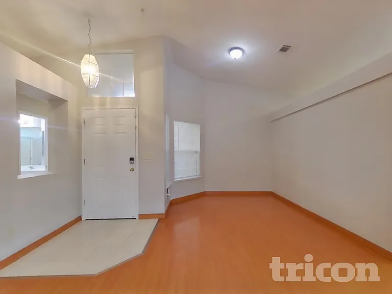 213 Jana Way — Photo 3