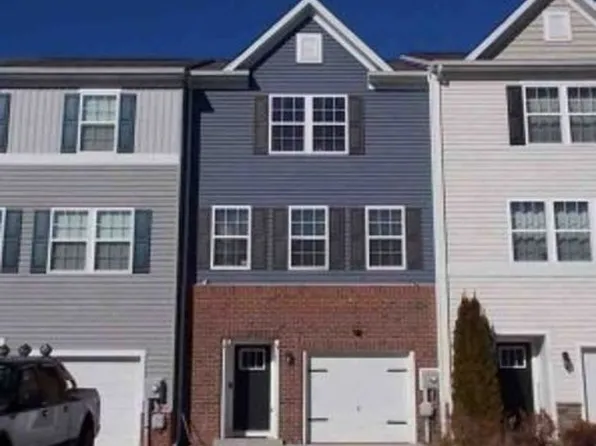 147 Vespucci Ln, Martinsburg, WV 25404