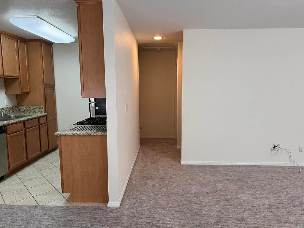 1 bed, 1.0 bath, 720 sqft, $2,500 — Photo 3