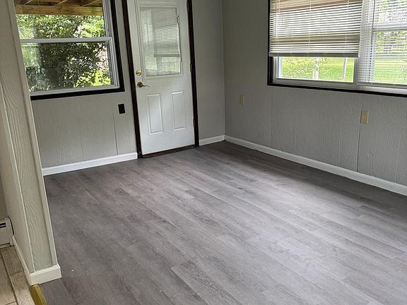 5th image of 509 Winding Way
