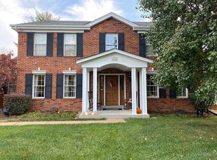 12009 Chaltenham Dr, Saint Louis, MO 63131