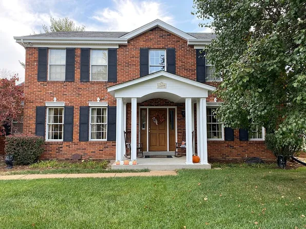 12009 Chaltenham Dr, Saint Louis, MO 63131