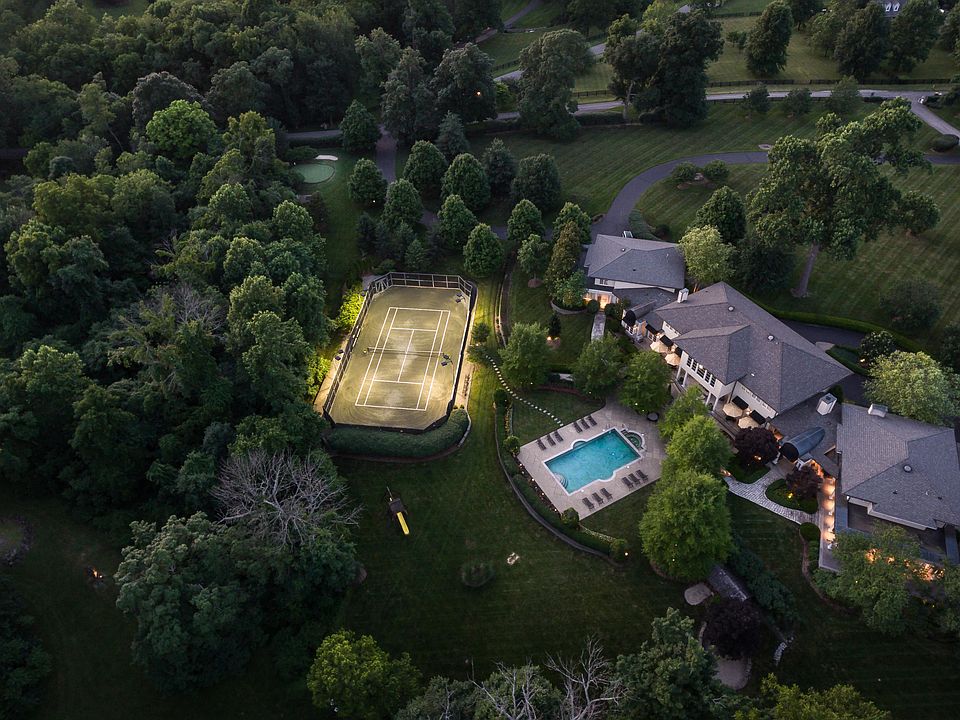 11300 Nutwood Rd, Anchorage, KY 40223 Zillow