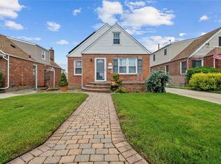 678 Margaret St, Franklin Square, NY