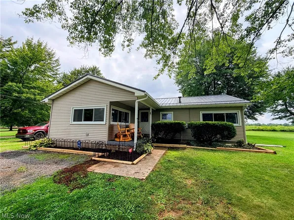 728 Johnson Plank Rd NE, Warren, OH 44481