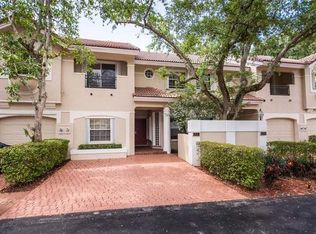 6882 SW 89th Ter, Pinecrest, FL 33156