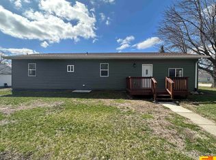 542 W Grant St, West Point, NE 68788