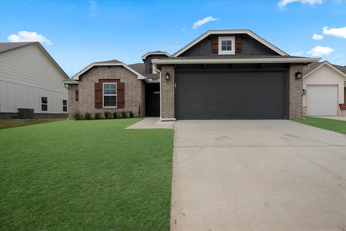 3 bed, 1535 sqft, $2,250 — Photo 1