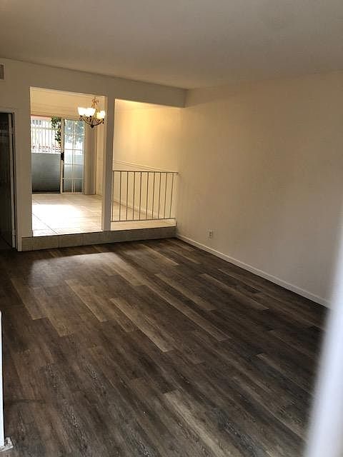 Cozy living room that leads to the dining area