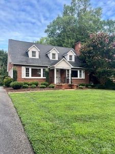 657 5th St NW, Hickory, NC, 28601