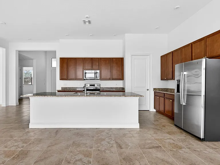 11344 SW Pietra Way — Photo 13