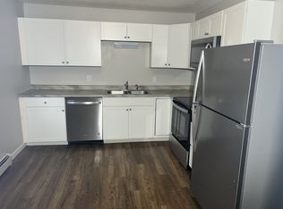 South Larch Avenue - 3605, Sioux Falls, SD 57106