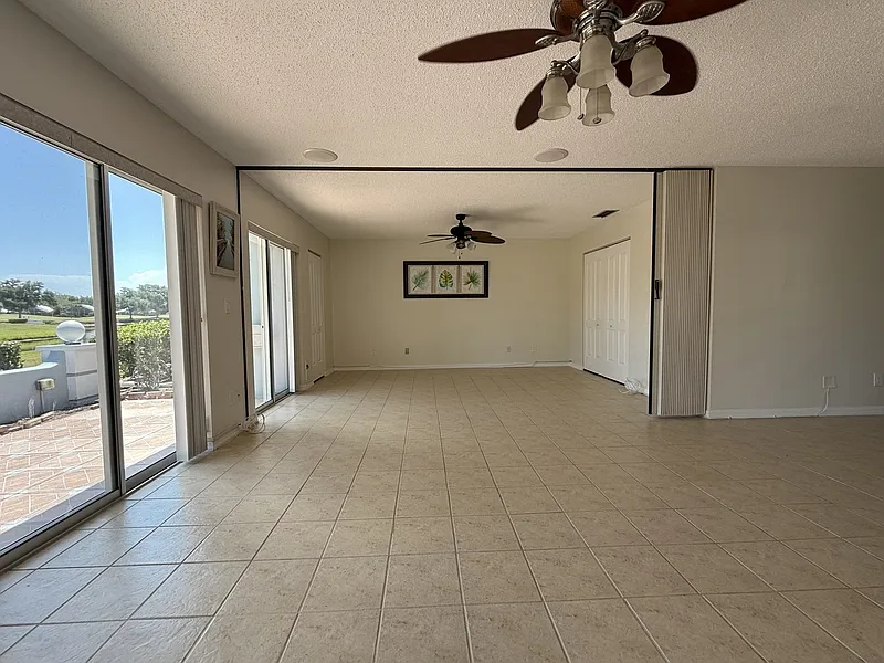 2 bed, 2.0 bath, 1319 sqft, $2,300 — Photo 4