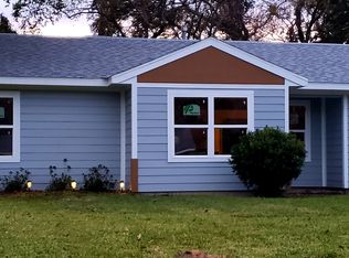 1005 Earley St, Sweeny, TX 77480