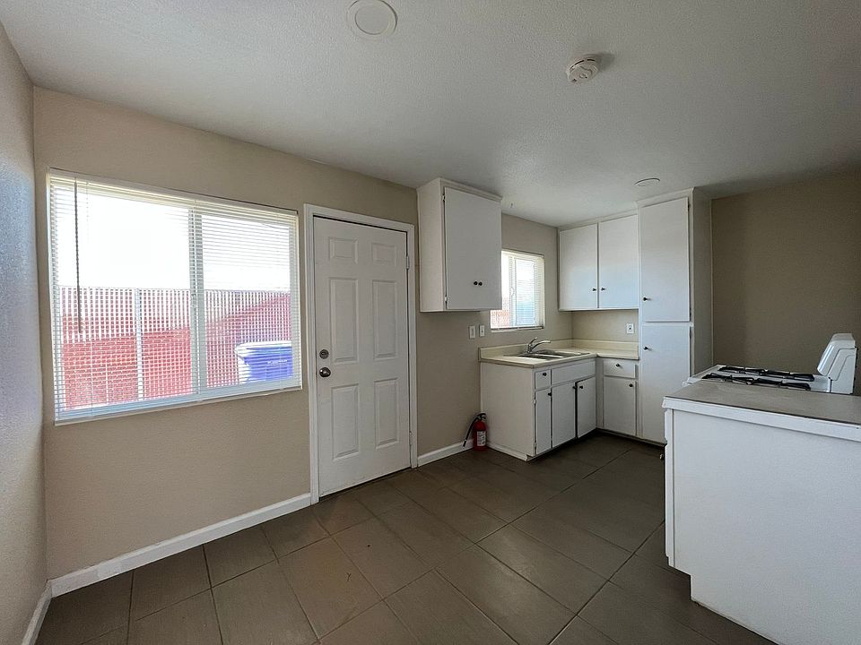 P156 400 W Fredricks St Barstow, CA Zillow