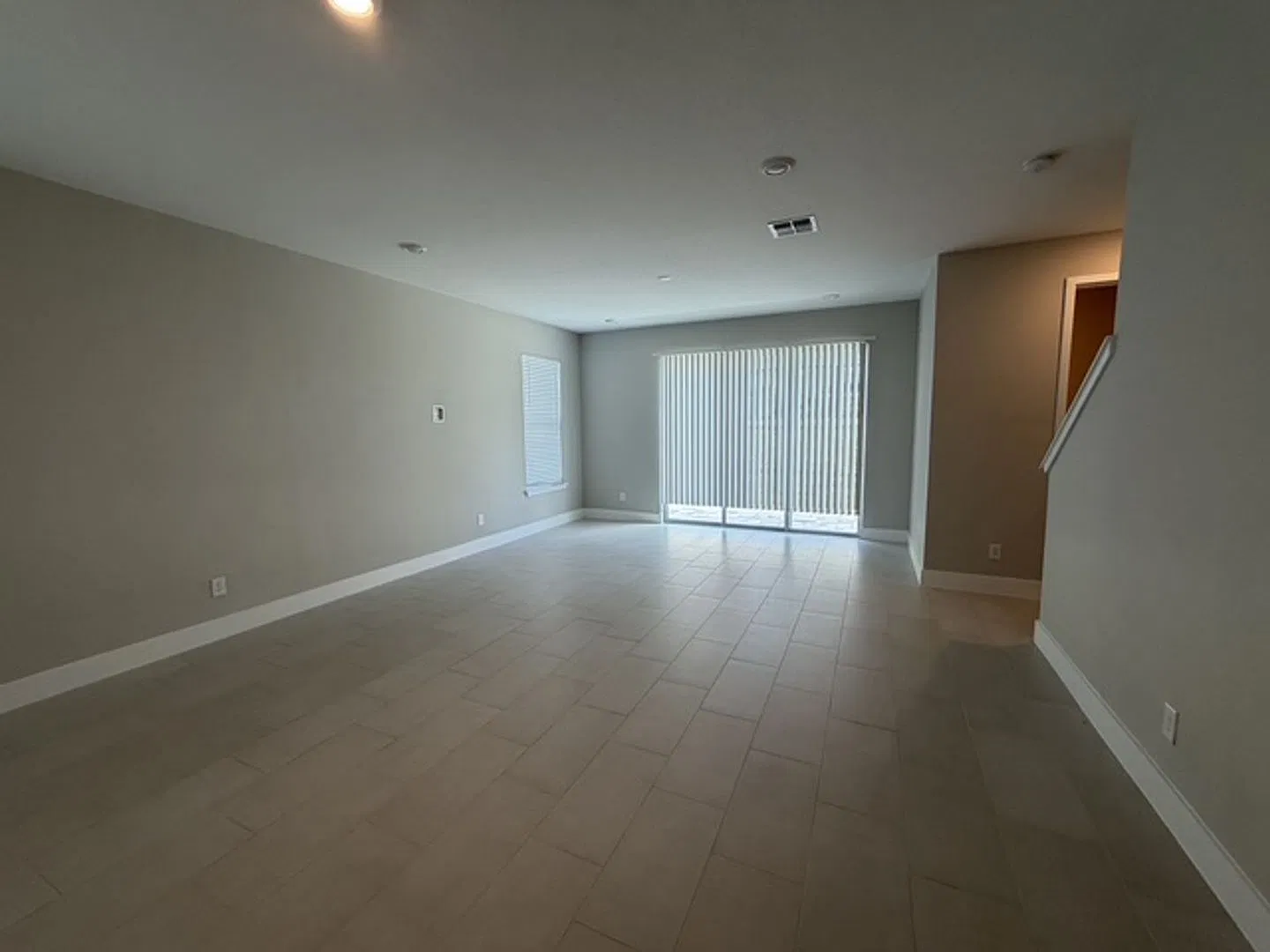 For Rent! — Photo 3