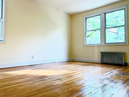 Rented by Premier Metro Realty Corp | media 32