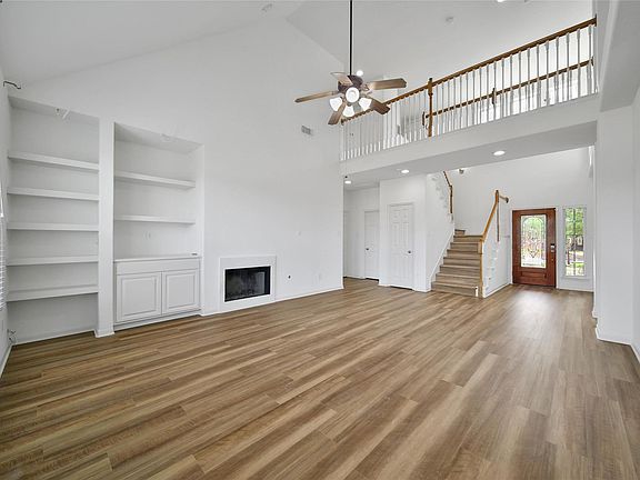 3rd image of 19918 Letchfield Hollow Dr