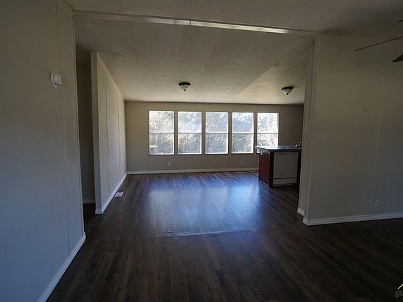 4th image of 16917 Springcrest Ln