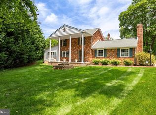 12301 Manor Rd, Glen Arm, MD 21057