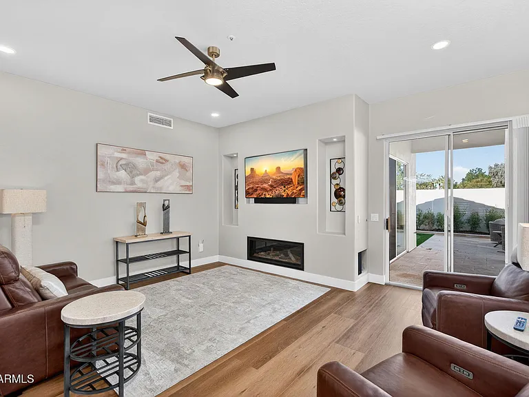 7700 E Princess Dr #6 — Photo 8