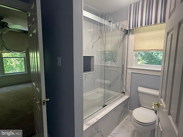 1714 Hickory Hill Rd — Photo 35