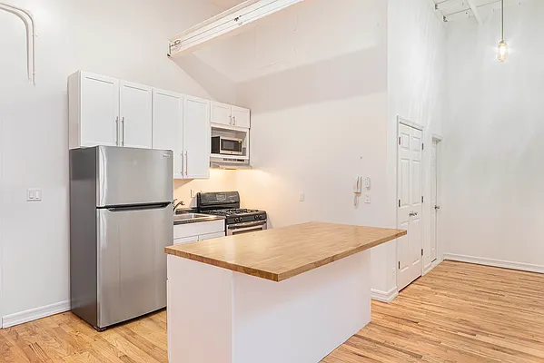 Rented by Corcoran | media 8