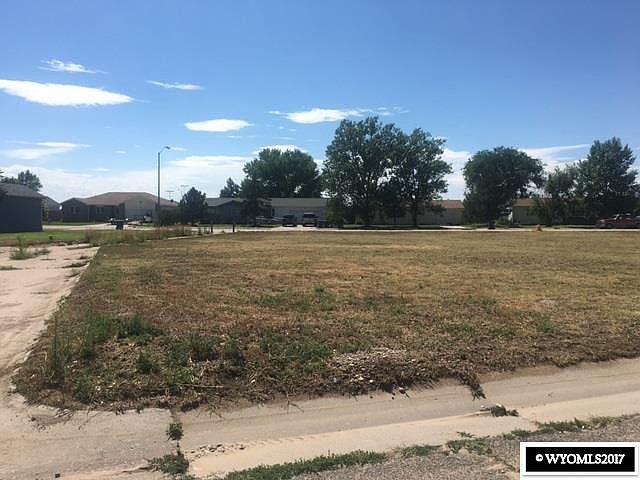 2nd image of 3634 Campbell Dr