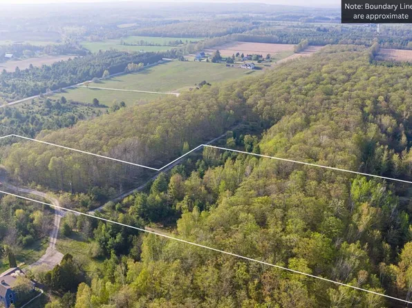 4 High Plateau Woods Ln, Baileys Harbor, WI 54202