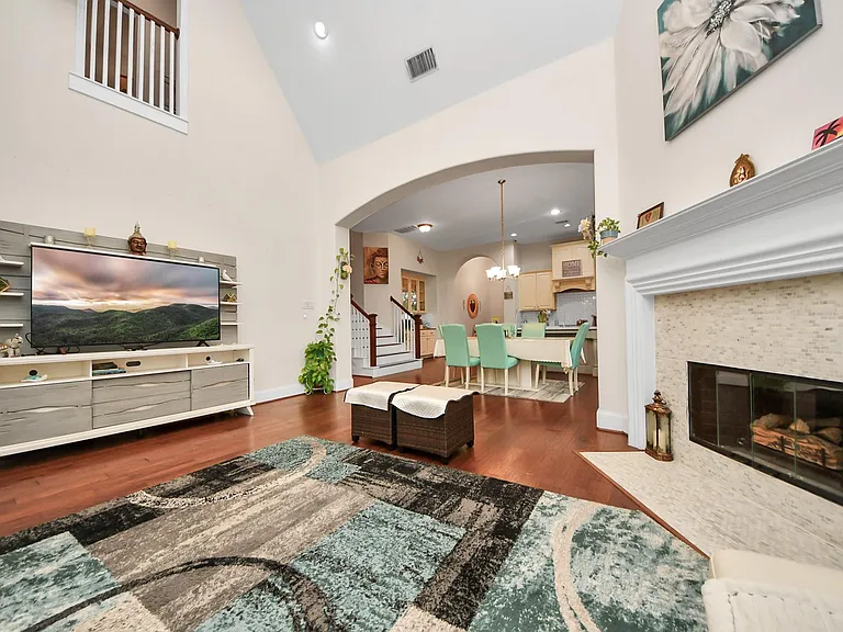 17103 Mulben Ct — Photo 12